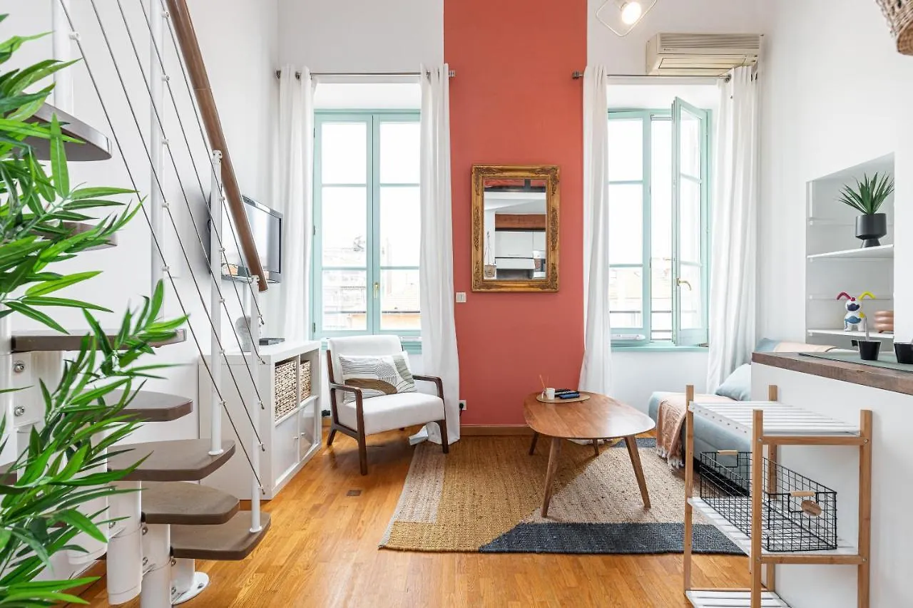Plage Et Shopping ! Appartement Au Coeur De Nice !